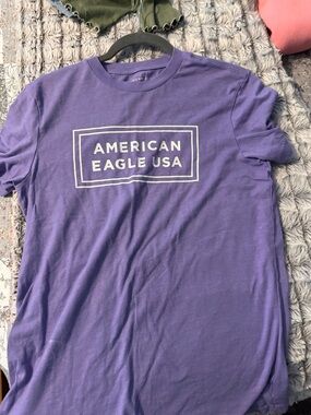 American Eagle Outfitters Purple Short-Sleeve Crewneck Logo Tee